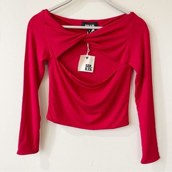 SER.O.YA Red Off-Shoulder Crop Top - Picture 8 of 8